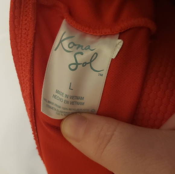Kona Sol Red Bathing Suit Top Red Adjustable Straps - Picture 3 of 10